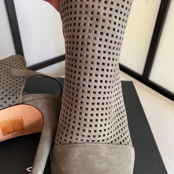 Vince Aden Laser-Cut Peep Toe high heels, EUR 39 M Army green Slingback Sandals - Picture 2 of 10